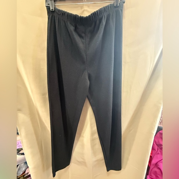 NWT Erika black elastic waist pant - Picture 4 of 4